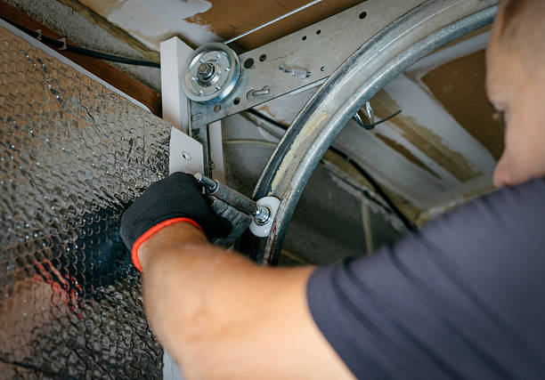 Affordable Garage Door solutions in Meridian Hills, IN